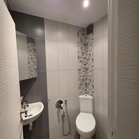 Stylish 2br Retreat 5m Walk To Sea Garden & *
