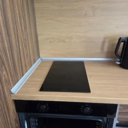 شقة Stylish 2br Retreat 5m Walk To Sea Garden & بورغاس